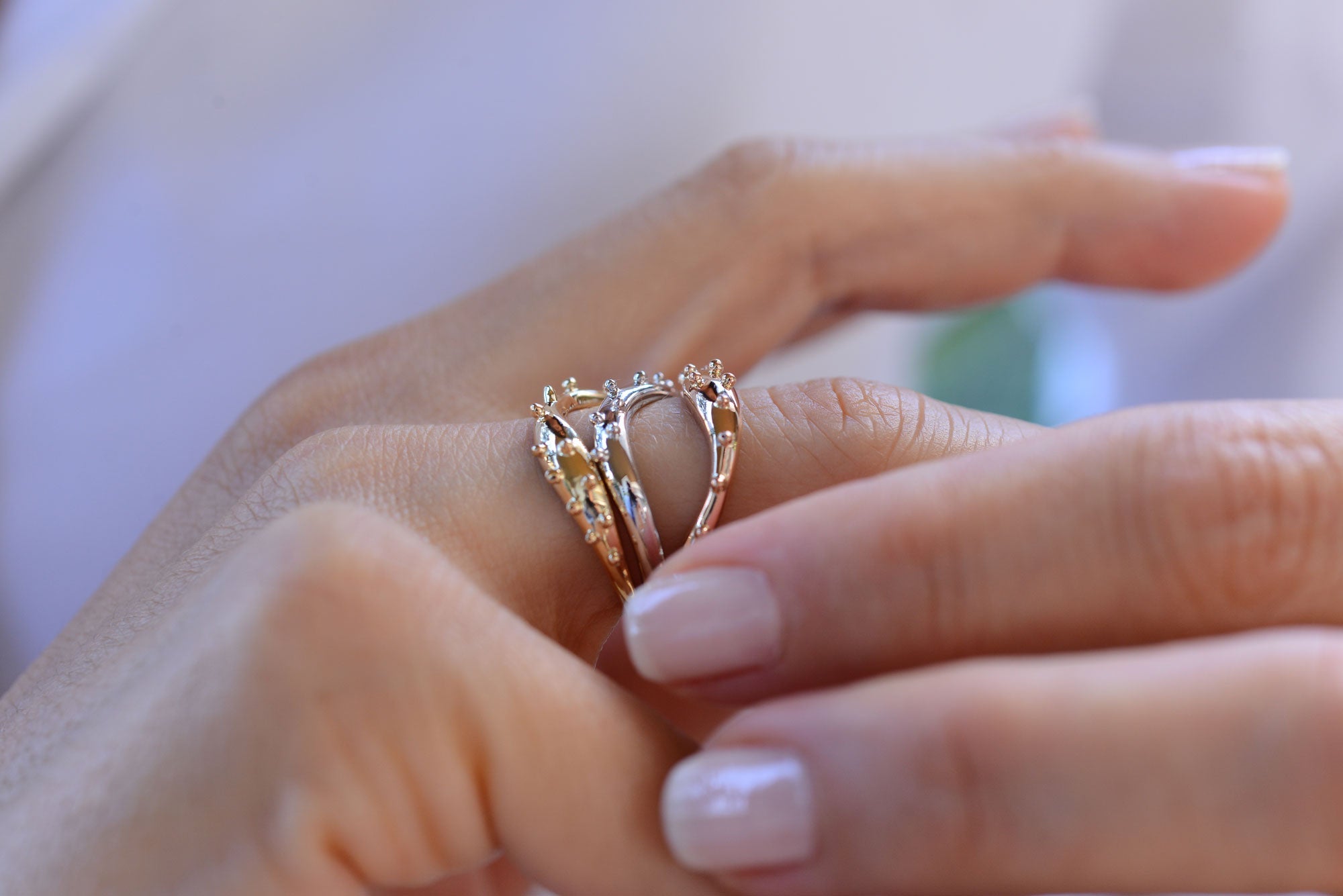 Abysse gold rings one the hands - Cynthia Raffoul