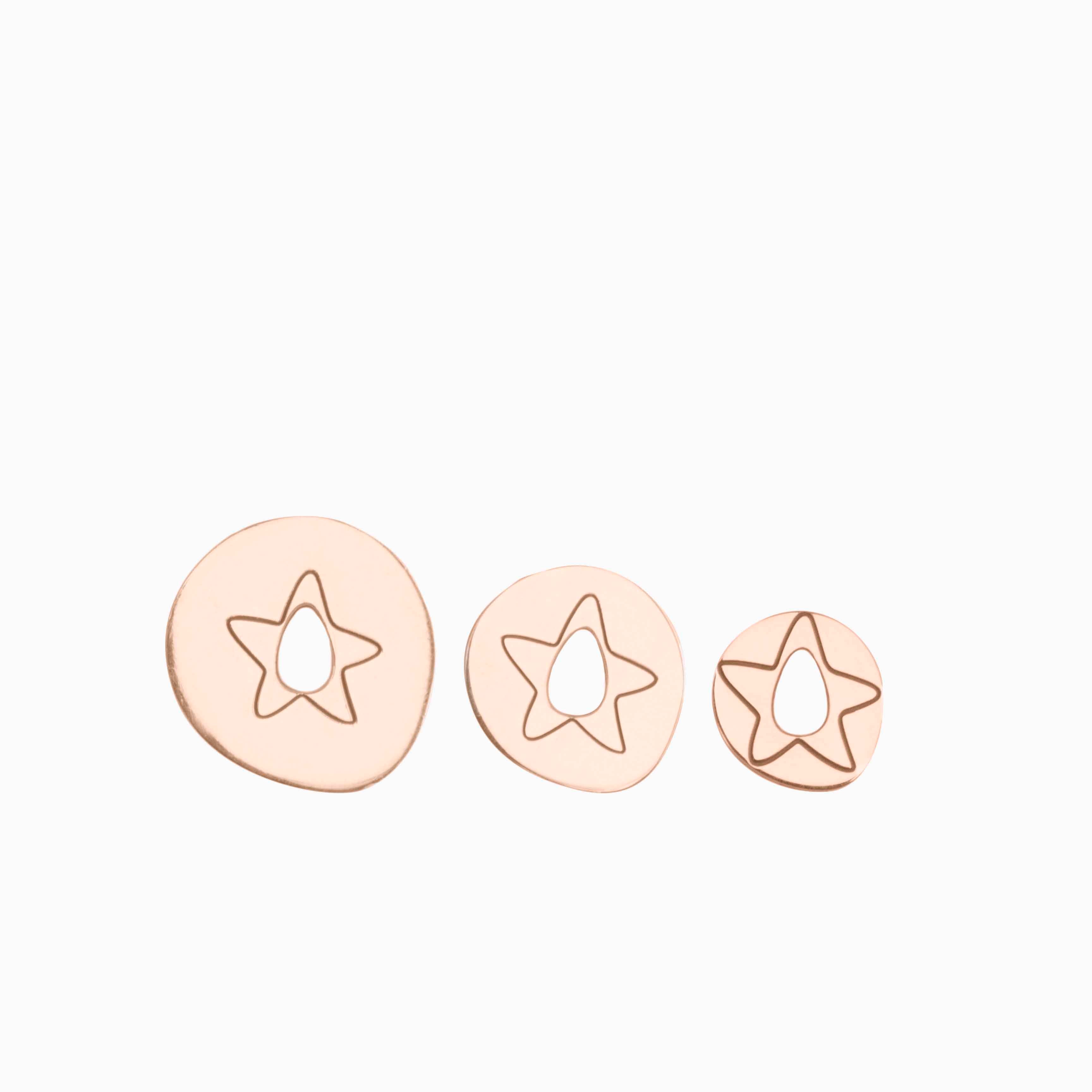 gold pendant with a star