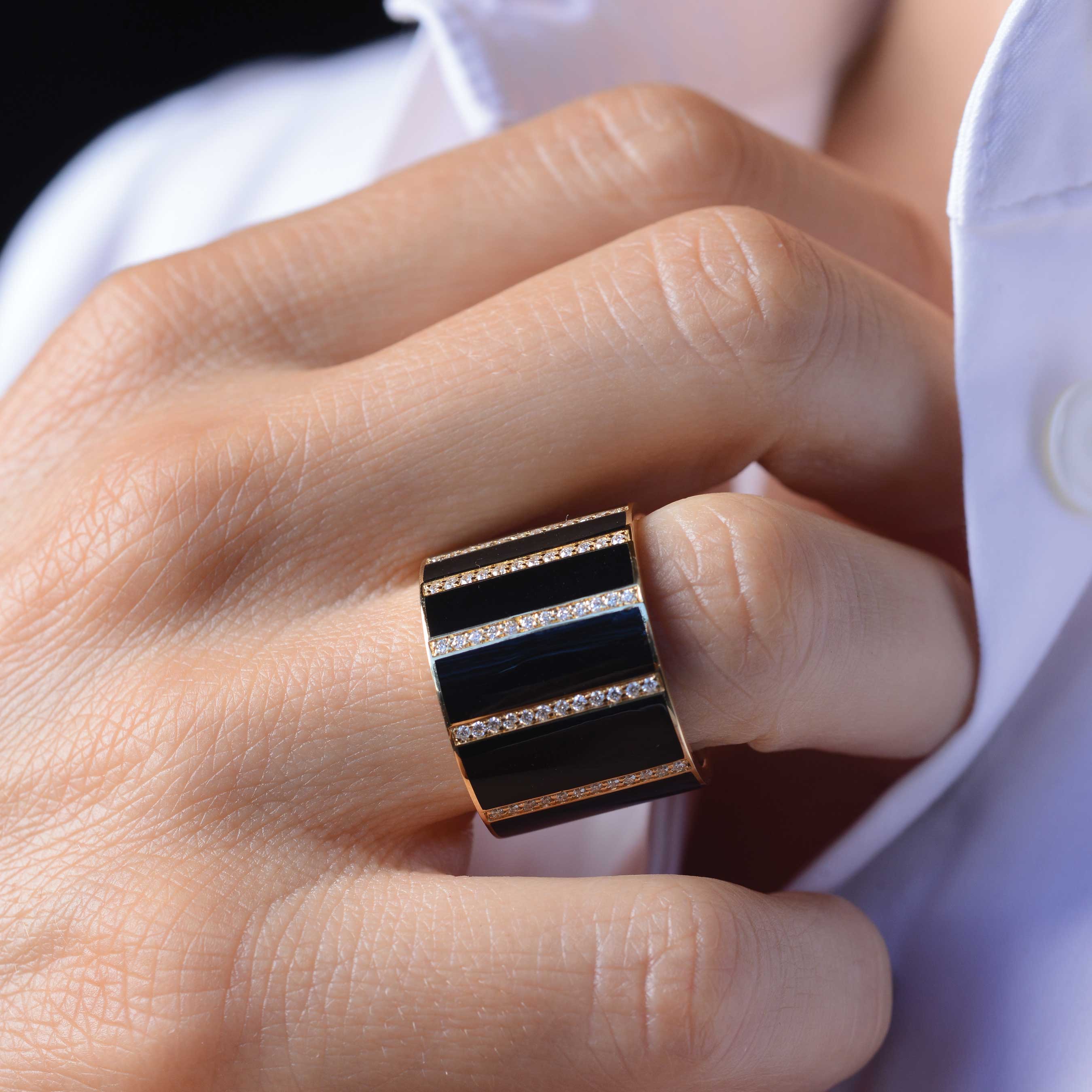 S E C O N D S K I N | Black edition 1.3