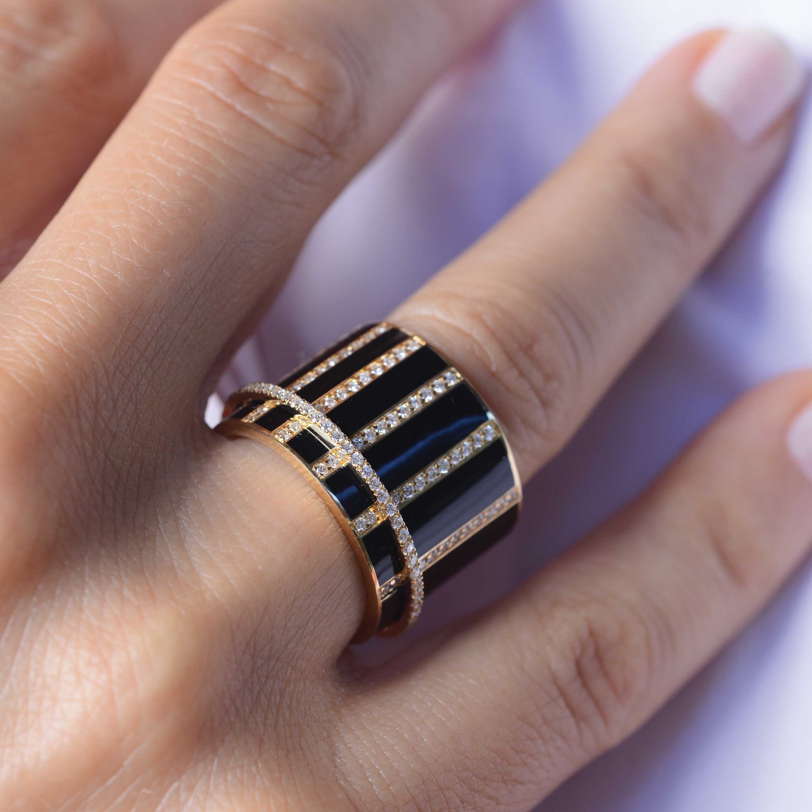 S E C O N D S K I N | Black edition 1.2